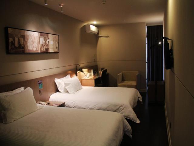 Jinjiang Inn Select Jiaxing Wanda Plaza Екстер'єр фото